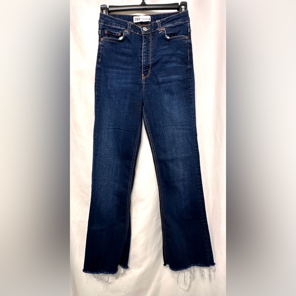 ZARA Dark Wash High Rise Straight Leg Jeans Raw Hem Size 2